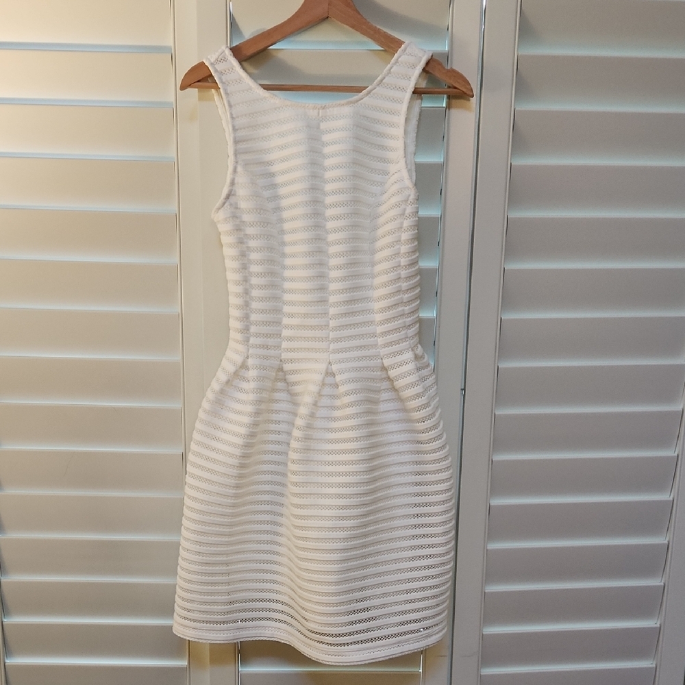 fab'rik White Textured Sleeveless Mini Dress